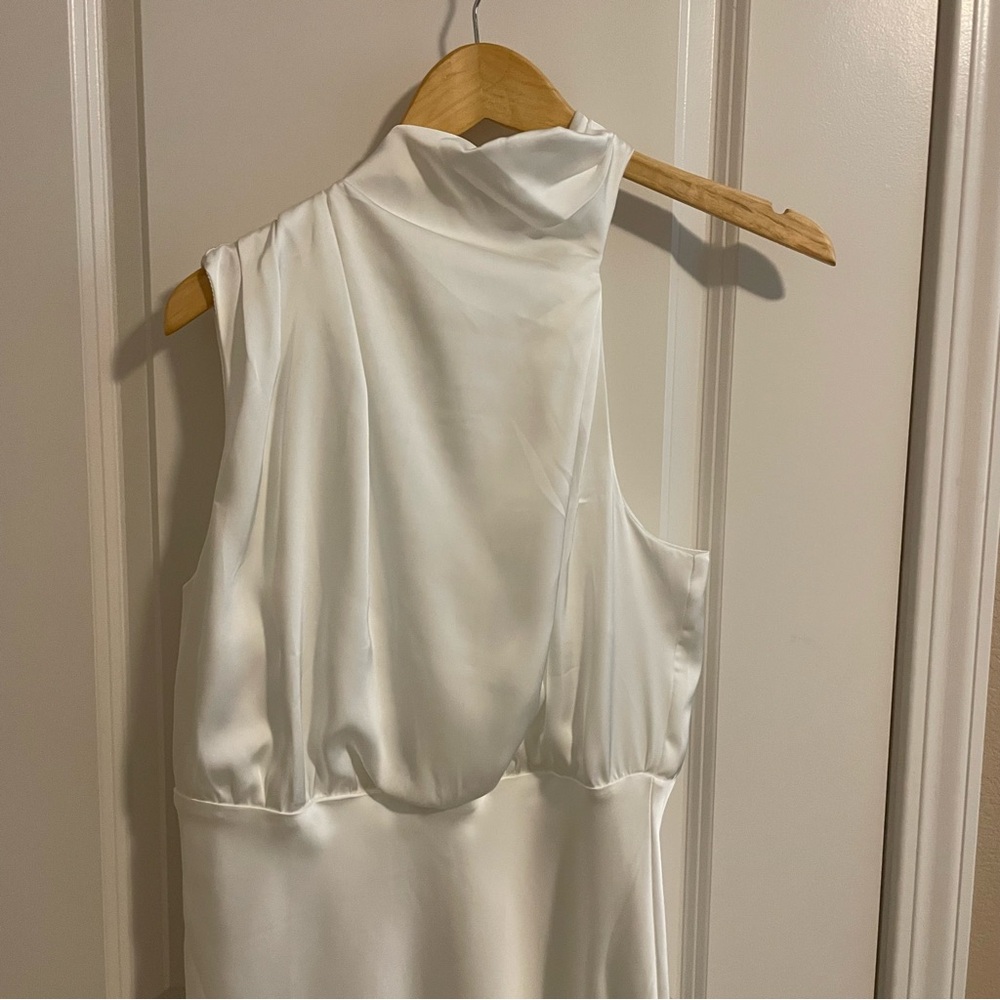 NWT Lulus Distinctive Charm White Satin Asymmetrical Midi Dress Size Large FLAW - Picture 5 of 13